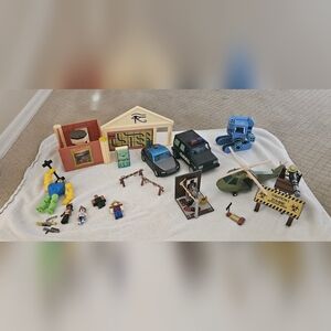 Roblox Play Set Lightly Used, Not Much Signs Of Wear